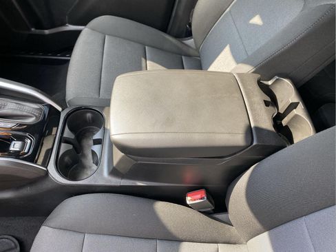 Used 2025 Chevrolet Colorado Trail Boss AWD/4WD image 15