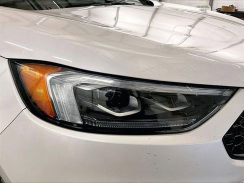 Used 2019 Ford Edge ST w/ Equipment Group 401A AWD/4WD image 27