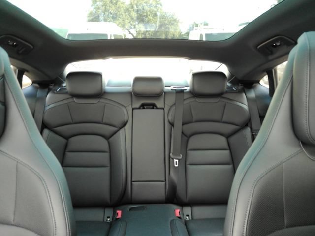 Used 2023 Porsche Taycan w/ Premium Package RWD image 31