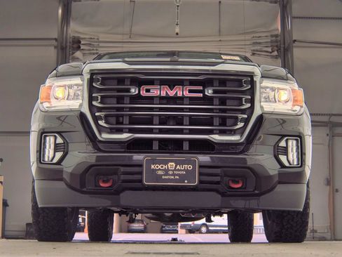 Used 2021 GMC Canyon AT4 w/ Driver Alert Package AWD/4WD image 4