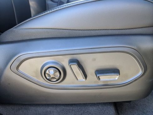 New 2025 Jeep Grand Cherokee L Limited w/ Black Appearance Package image 55