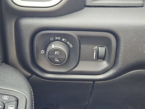 New 2026 RAM 3500 Big Horn AWD/4WD image 18