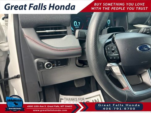Used 2025 Ford Explorer ST-Line w/ ST-Line Street Pack AWD/4WD image 14