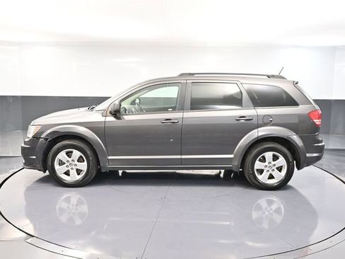 Used 2016 Dodge Journey SE w/ Flexible Seating Group image 9