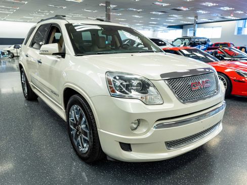 Used 2012 GMC Acadia Denali AWD/4WD image 3