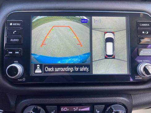 Used 2024 Nissan Kicks SR w/ SR Premium Package FWD image 25