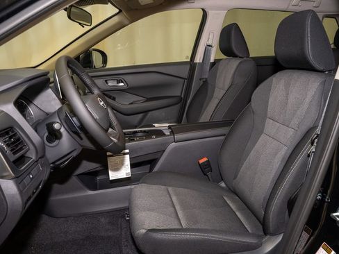 New 2026 Nissan Rogue SV image 12