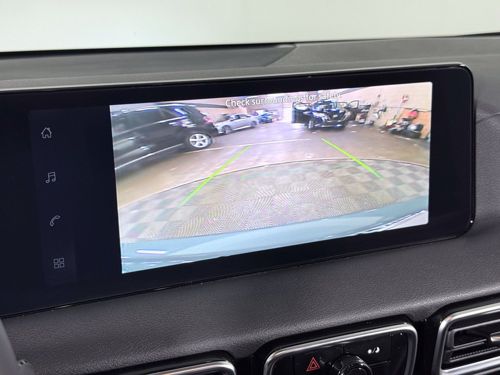 Certified 2026 Nissan Sentra SV w/ SV Convenience Package FWD image 17