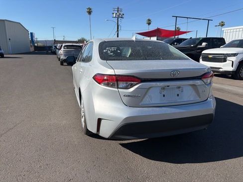 Used 2023 Toyota Corolla LE image 10