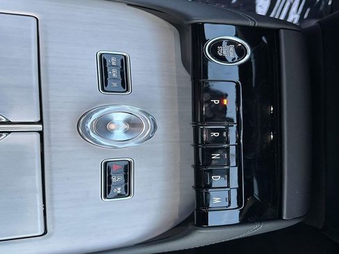 New 2025 Lincoln Navigator Reserve w/ Jet Appearance Package image 35