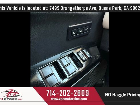 Used 2017 Toyota RAV4 Limited FWD image 41