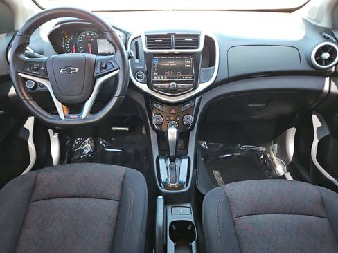 Used 2020 Chevrolet Sonic LT w/ Convenience Package FWD image 12