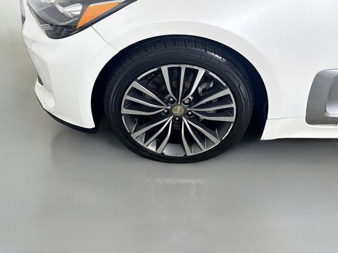 Used 2018 Kia Stinger Premium image 36