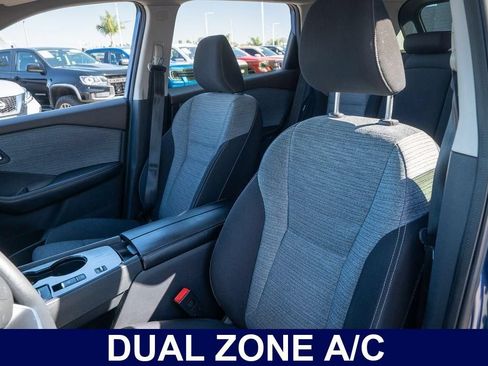 Used 2023 Nissan Rogue SV FWD image 18