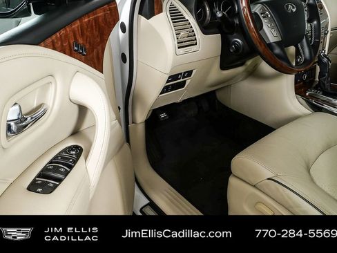 Used 2018 INFINITI QX80 4WD w/ Driver Assistance Package image 8