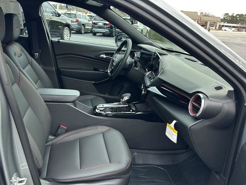 New 2026 Chevrolet Trax RS w/ Driver Confidence Package image 10