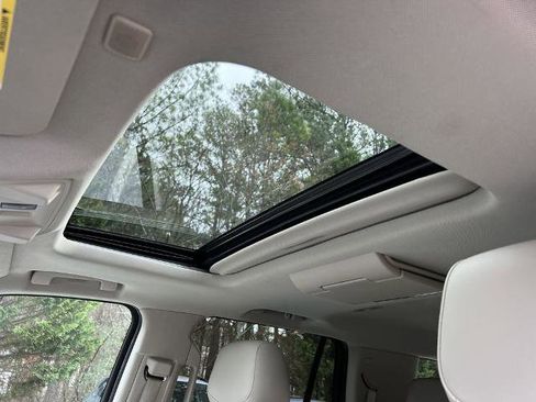 Used 2020 Cadillac Escalade Luxury AWD/4WD image 33