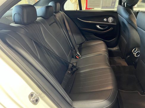 Used 2020 Mercedes-Benz E 350 4MATIC Sedan image 17