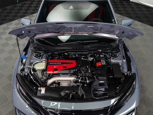 Used 2021 Honda Civic Type R image 6