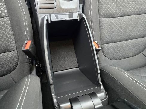 Certified 2024 Ford Escape Active AWD/4WD image 28