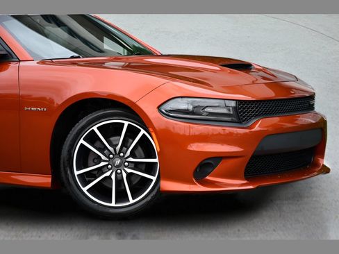 Used 2020 Dodge Charger R/T w/ Plus Group RWD image 10