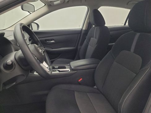 Used 2025 Nissan Sentra SV FWD image 17