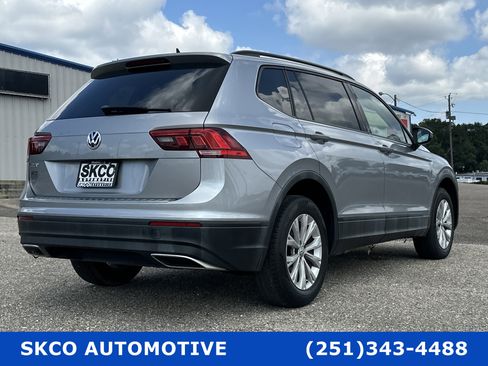 Used 2020 Volkswagen Tiguan S image 5