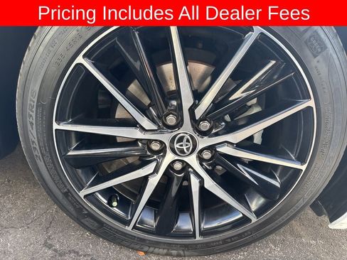 Used 2024 Toyota Camry SE w/ Convenience Package FWD image 9