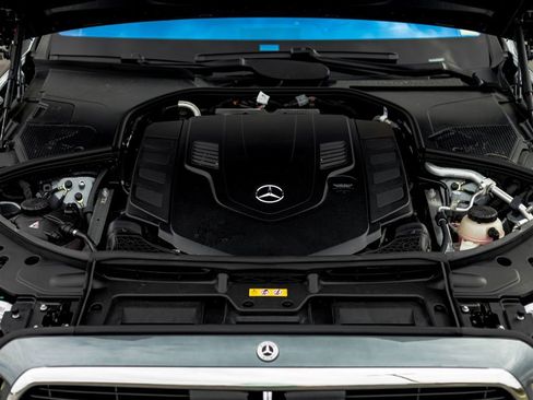 New 2026 Mercedes-Benz S 580 4MATIC Sedan image 39