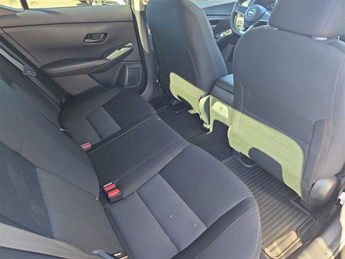 Used 2025 Nissan Sentra SV image 11