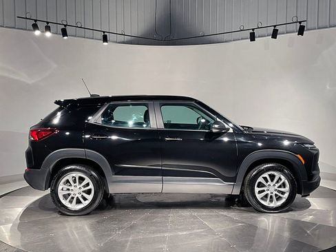 Used 2024 Chevrolet TrailBlazer LS image 10