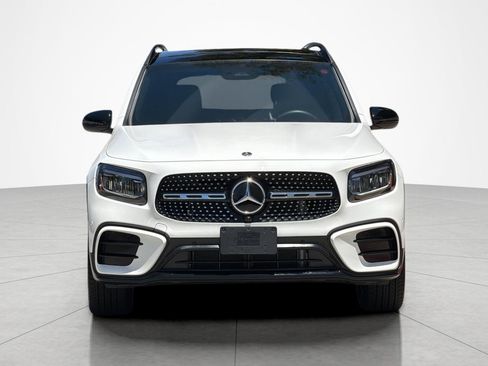 Used 2026 Mercedes-Benz GLB 250 image 8