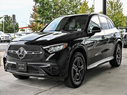 Certified 2026 Mercedes-Benz GLC 300 4MATIC image 5