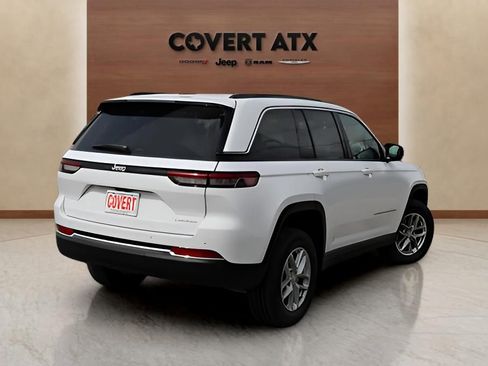 New 2026 Jeep Grand Cherokee Laredo X RWD image 5
