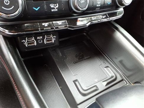 Used 2023 Dodge Durango R/T image 22