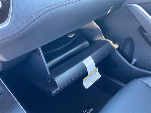 New 2026 Toyota Corolla Cross XLE image 24