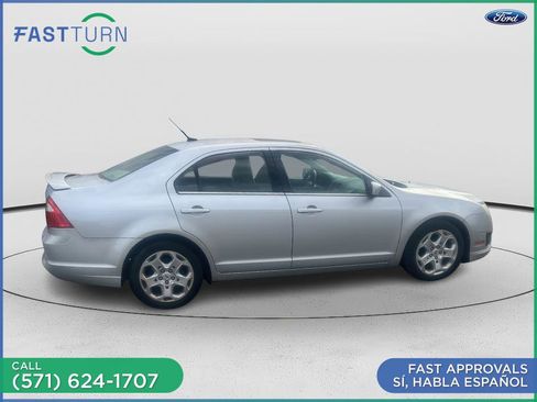 Used 2010 Ford Fusion SE FWD image 5
