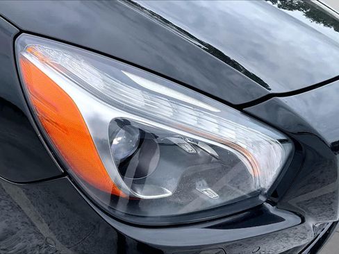 Used 2015 Mercedes-Benz SL 550 image 24