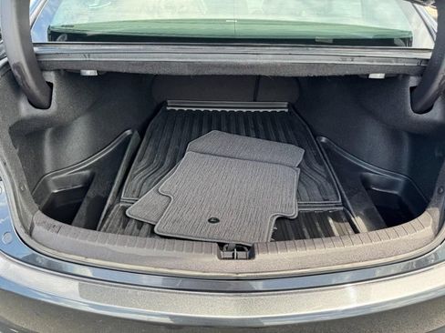 Used 2016 Acura TLX w/ Technology Package FWD image 6