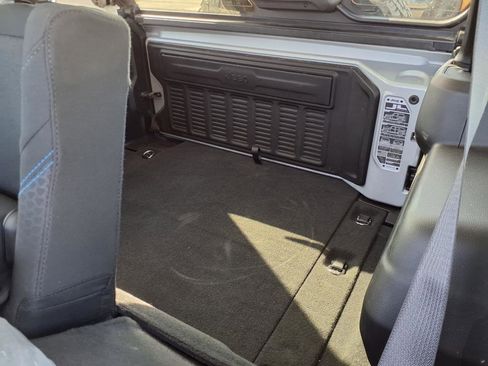 Used 2024 Jeep Wrangler Unlimited Rubicon 4xe image 7