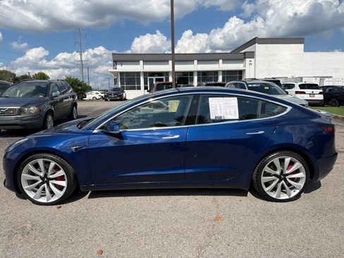Used 2018 Tesla Model 3 Performance AWD/4WD image 3