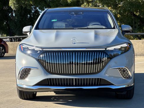 New 2025 Mercedes-Benz Maybach EQS 680 4MATIC image 6