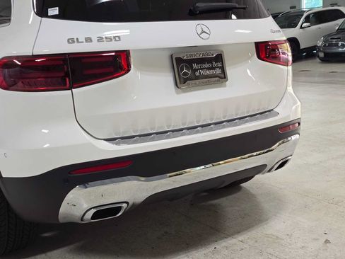 Used 2026 Mercedes-Benz GLB 250 4MATIC image 13