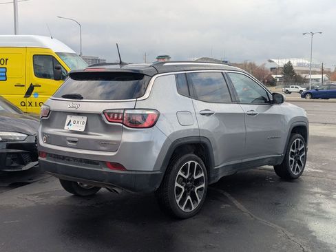 Used 2018 Jeep Compass Limited w/ Safe & Security Group AWD/4WD image 4