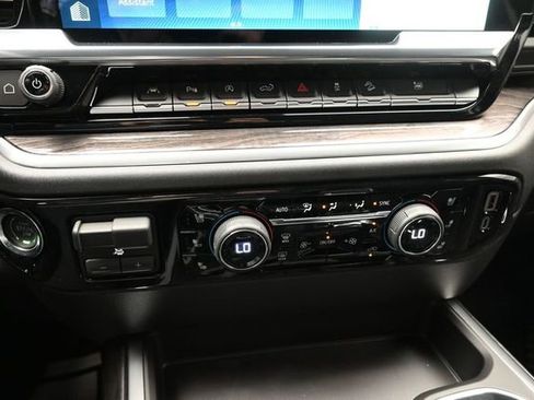 New 2026 Chevrolet Silverado 1500 LTZ w/ LTZ Premium Package AWD/4WD image 46