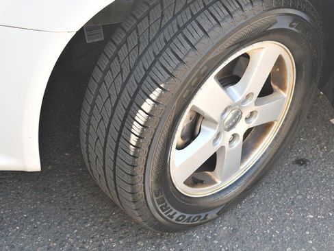 Used 2012 Dodge Grand Caravan SXT FWD image 11