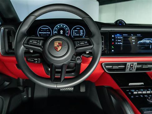 Certified 2026 Porsche Cayenne Coupe AWD/4WD image 19