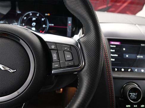 Used 2021 Jaguar F-TYPE R image 29