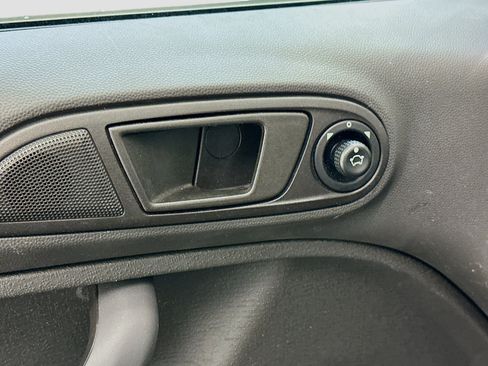 Used 2015 Ford Fiesta S image 15