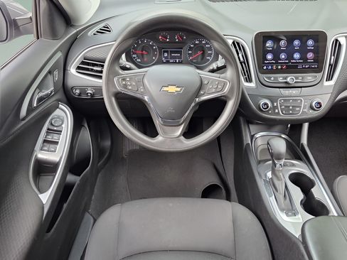 Used 2024 Chevrolet Malibu LT FWD image 10